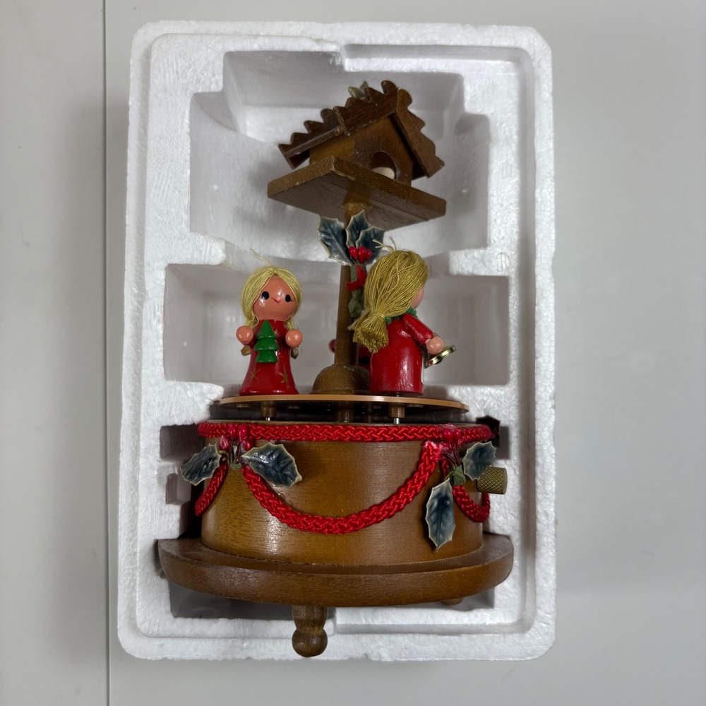 Lefton Dancing Music Box Santa & Angel Girls Vintage Christmas Figurine - Picture 6 of 17